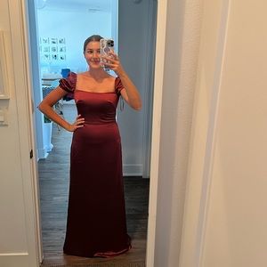 Never been worn size 6 cayenne Amsale dress